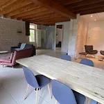 Maison Familiale Spacieuse A Niort Avec Jardin