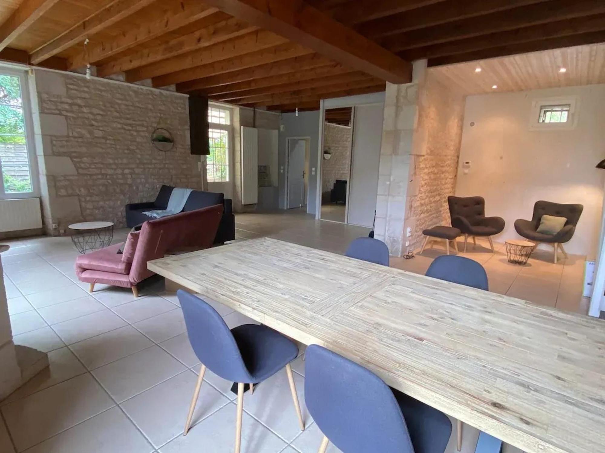 Maison Familiale Spacieuse A Avec Jardin Niort